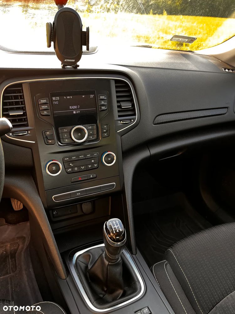 Renault Megane 1.6 SCe Zen - 7