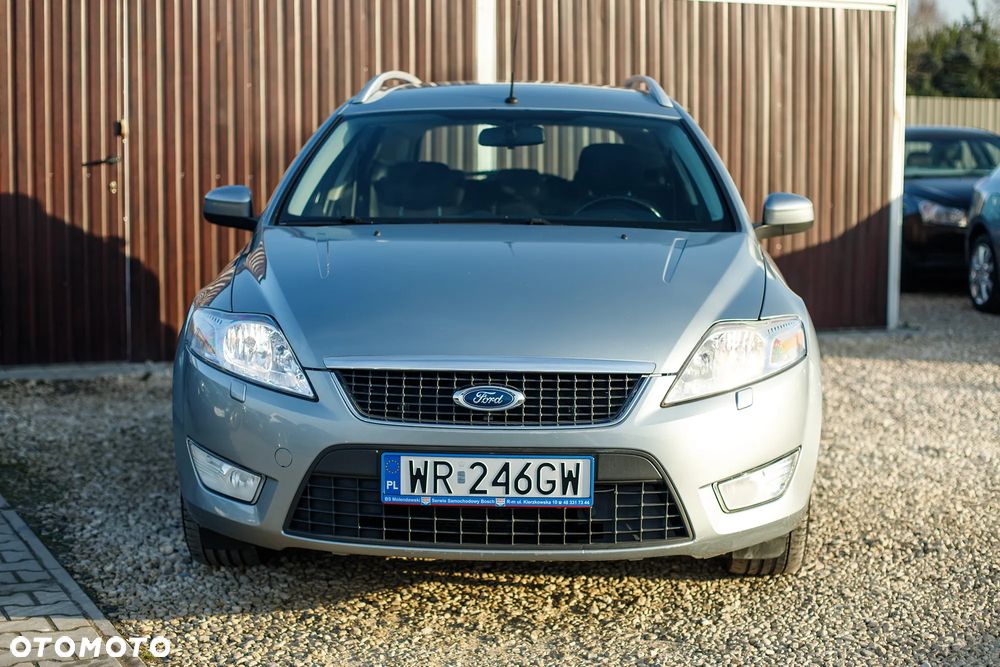 Ford Mondeo SW 2.0 FF Titanium - 11