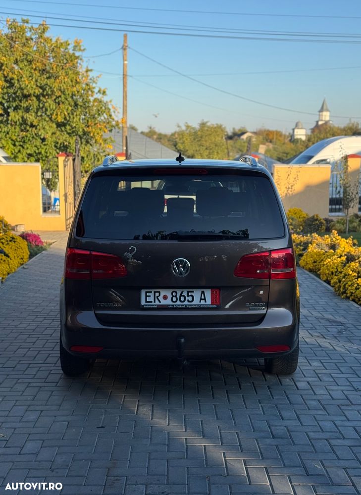 Volkswagen Touran 2.0 TDI Highline - 5