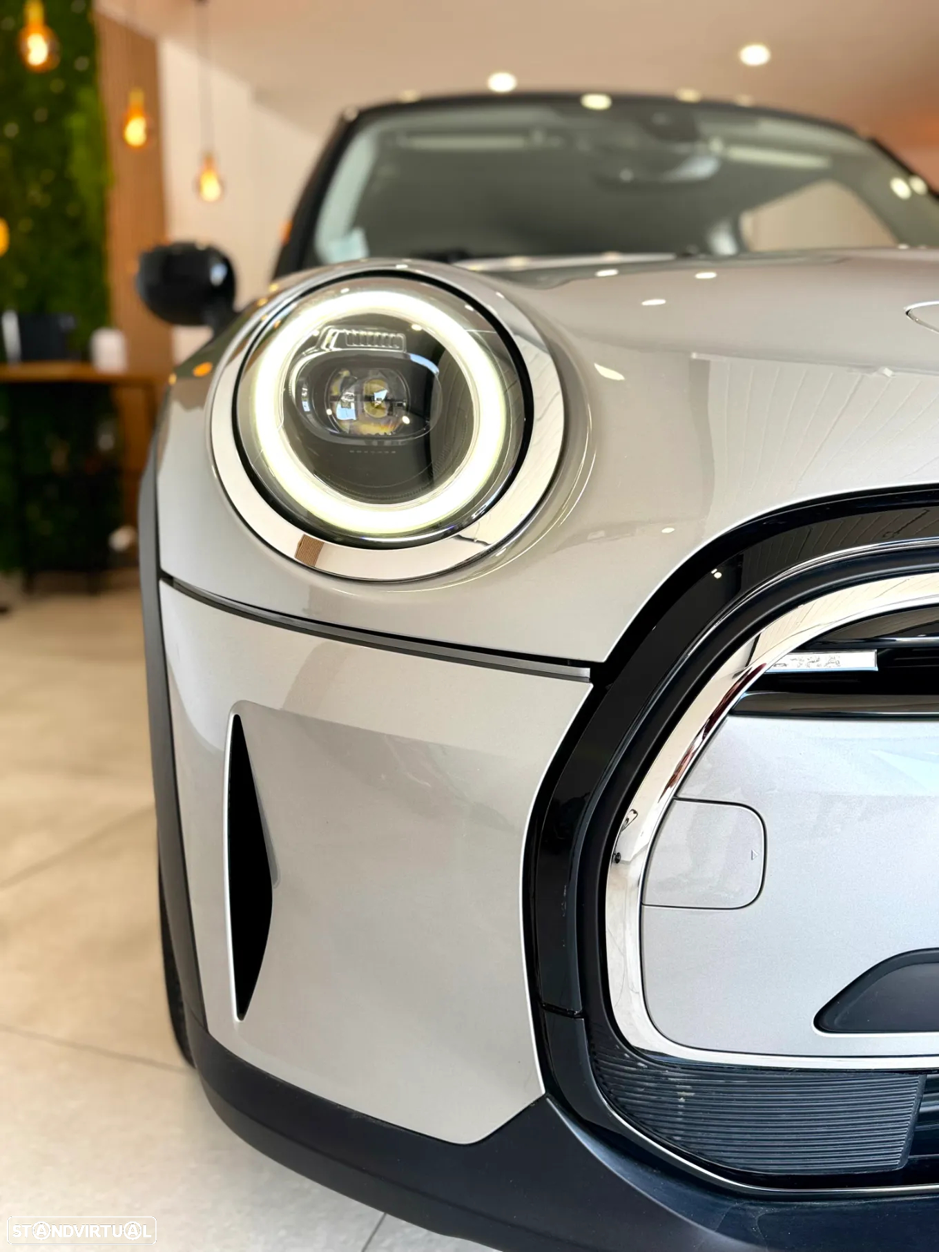 MINI 3 Portas Cooper SE Premium Extra Essential - 11