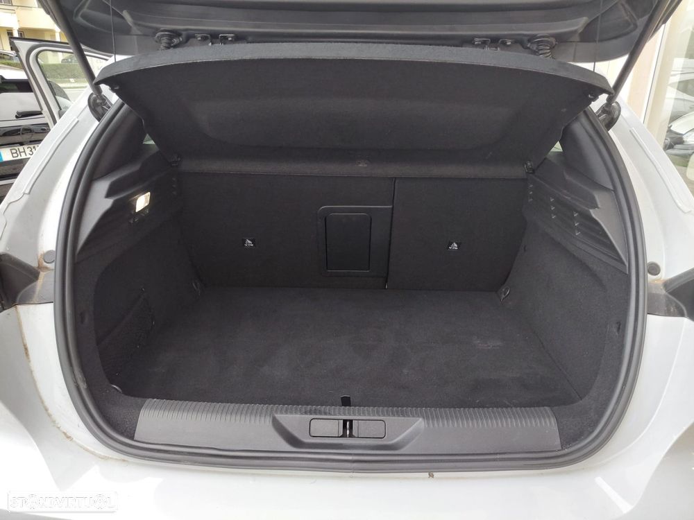 Peugeot 308 1.6 Hybrid GT Pack e-EAT8 - 4