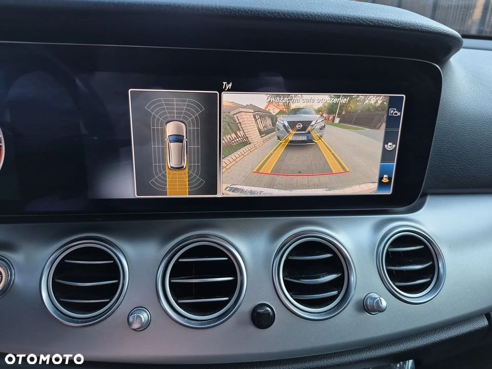 Mercedes-Benz Klasa E 220 d 9G-TRONIC - 13