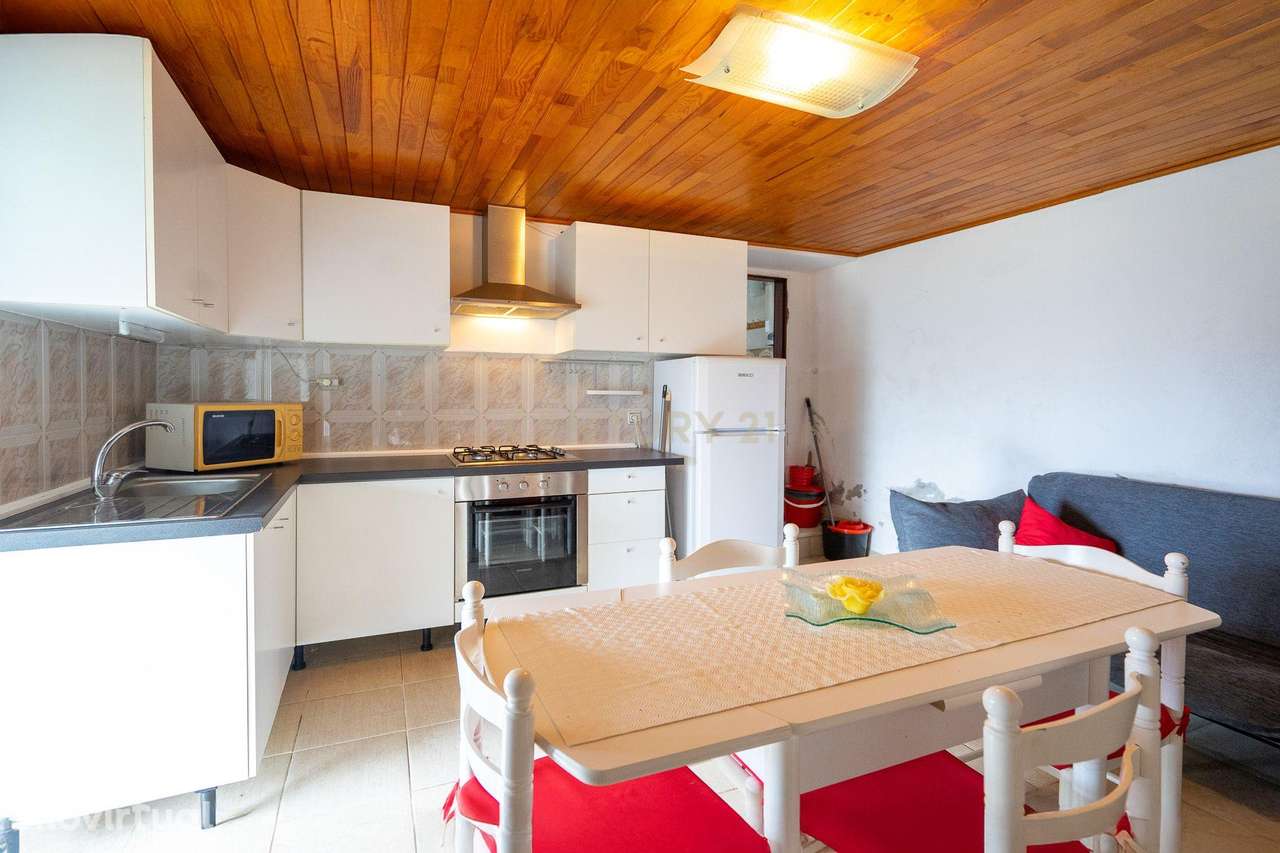 Moradia T2 com Vista para o Rio em Trinhão, Pampilhosa da Serra - Grande imagem: 2/21