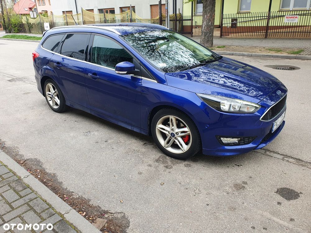 Ford Focus 1.5 EcoBoost Titanium ASS - 4
