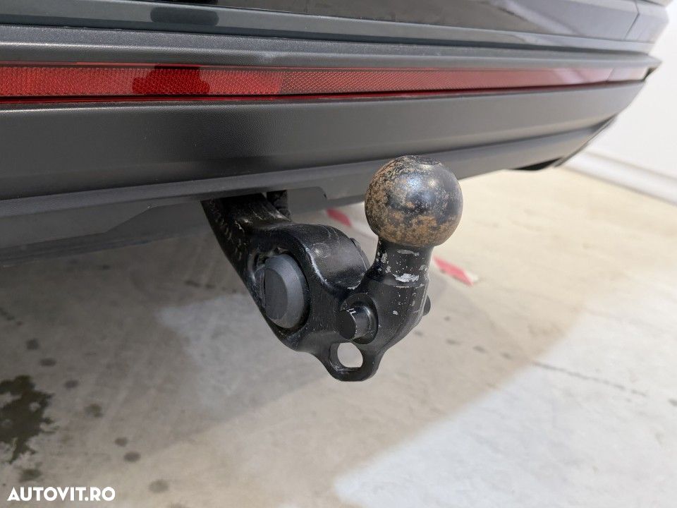 Volkswagen Touareg - 39