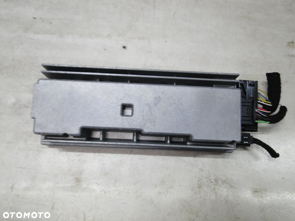 BMW 6 E71 LIFT WZMOACNIACZ MODUŁ RADIA EUROPA - 1