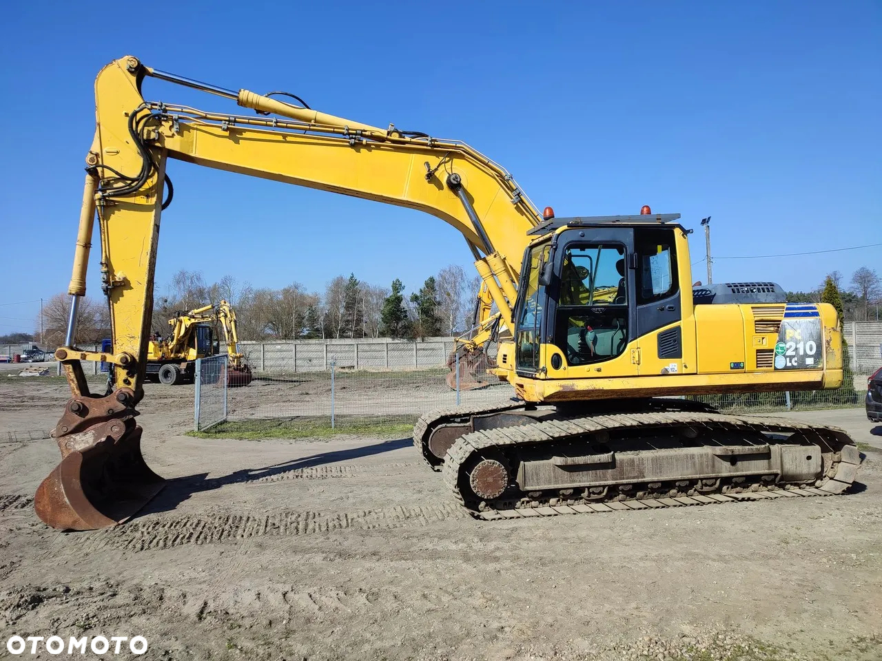 Komatsu PC 210 LC-8 - 5