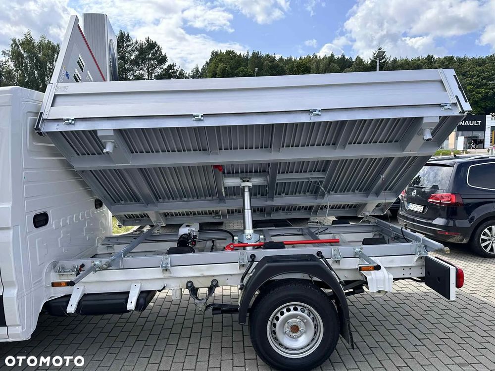 Volkswagen Crafter - 22