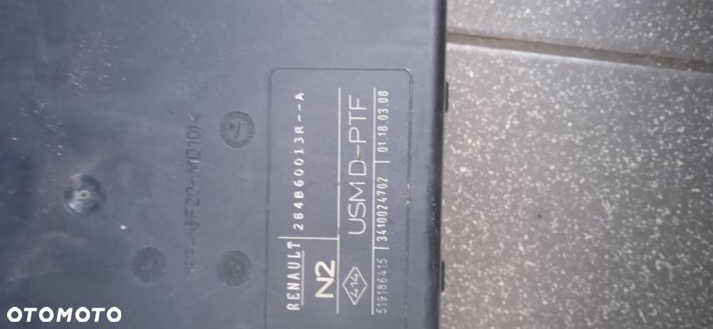 Skrzynka moduł BSI Renault Laguna III 264B60013R - 3