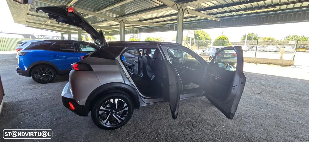 Peugeot 2008 PureTech 130 GT Pack - 38