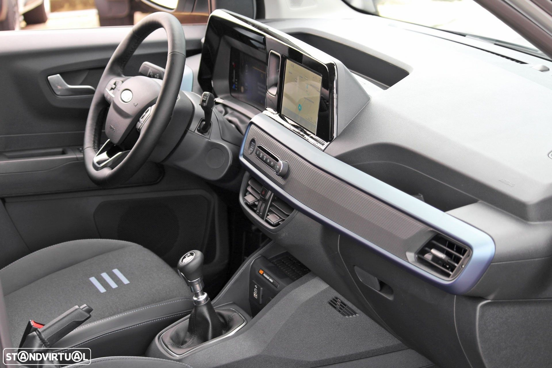 Ford Tourneo Courier 1.0 EcoBoost Active - 14