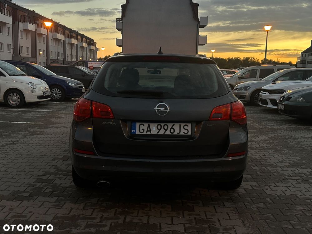 Opel Astra - 4