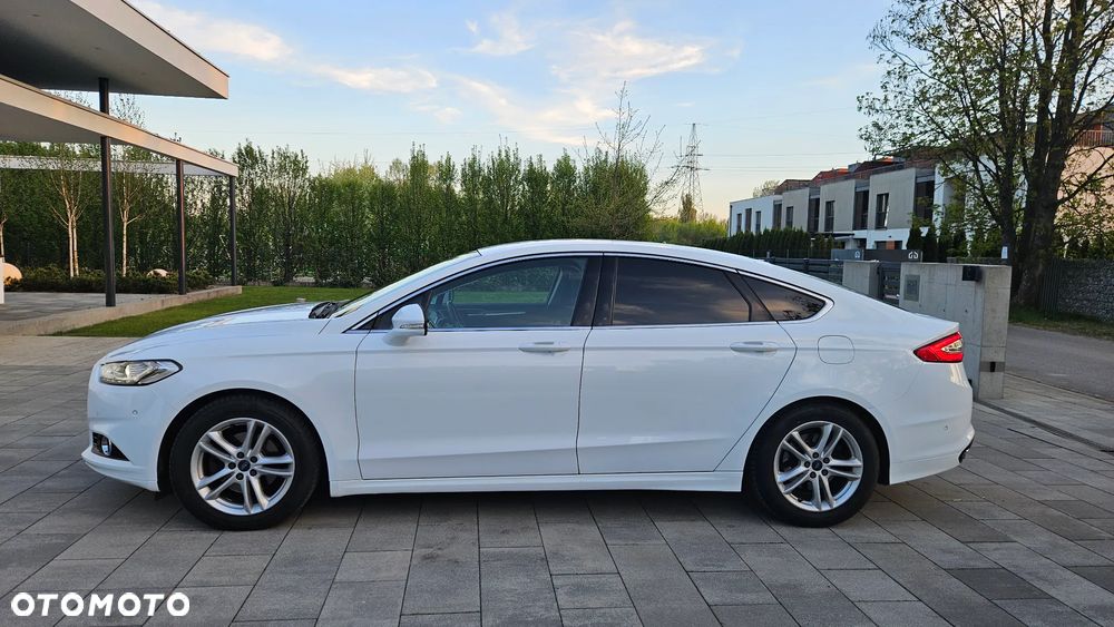 Ford Mondeo 2.0 TDCi Titanium PowerShift - 4