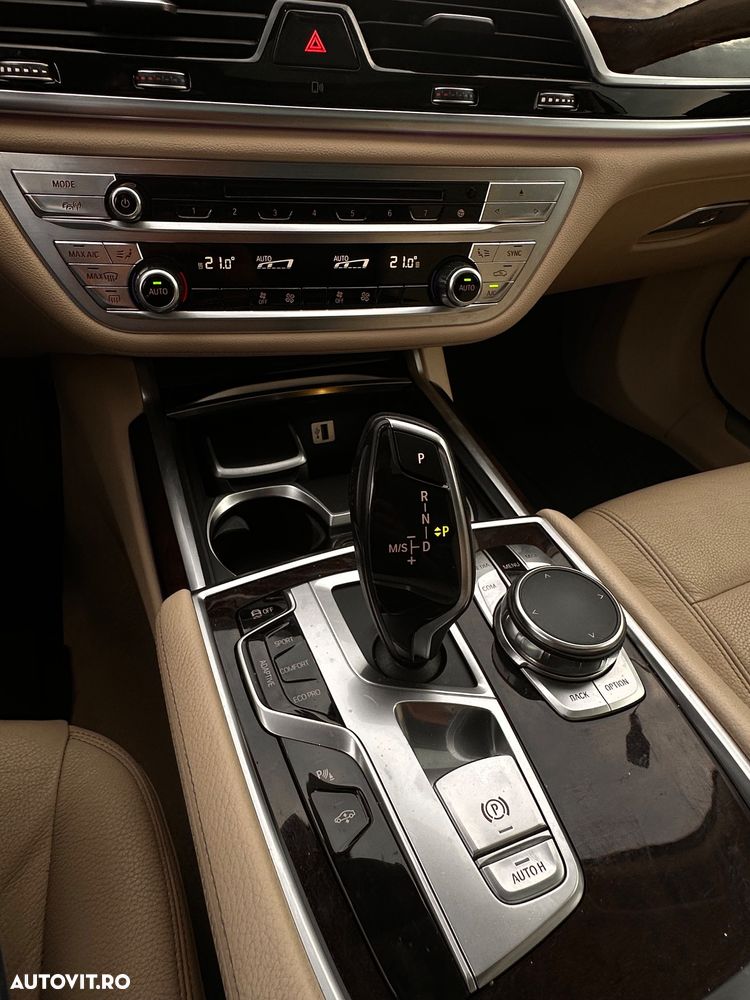 BMW Seria 7 730d xDrive - 11