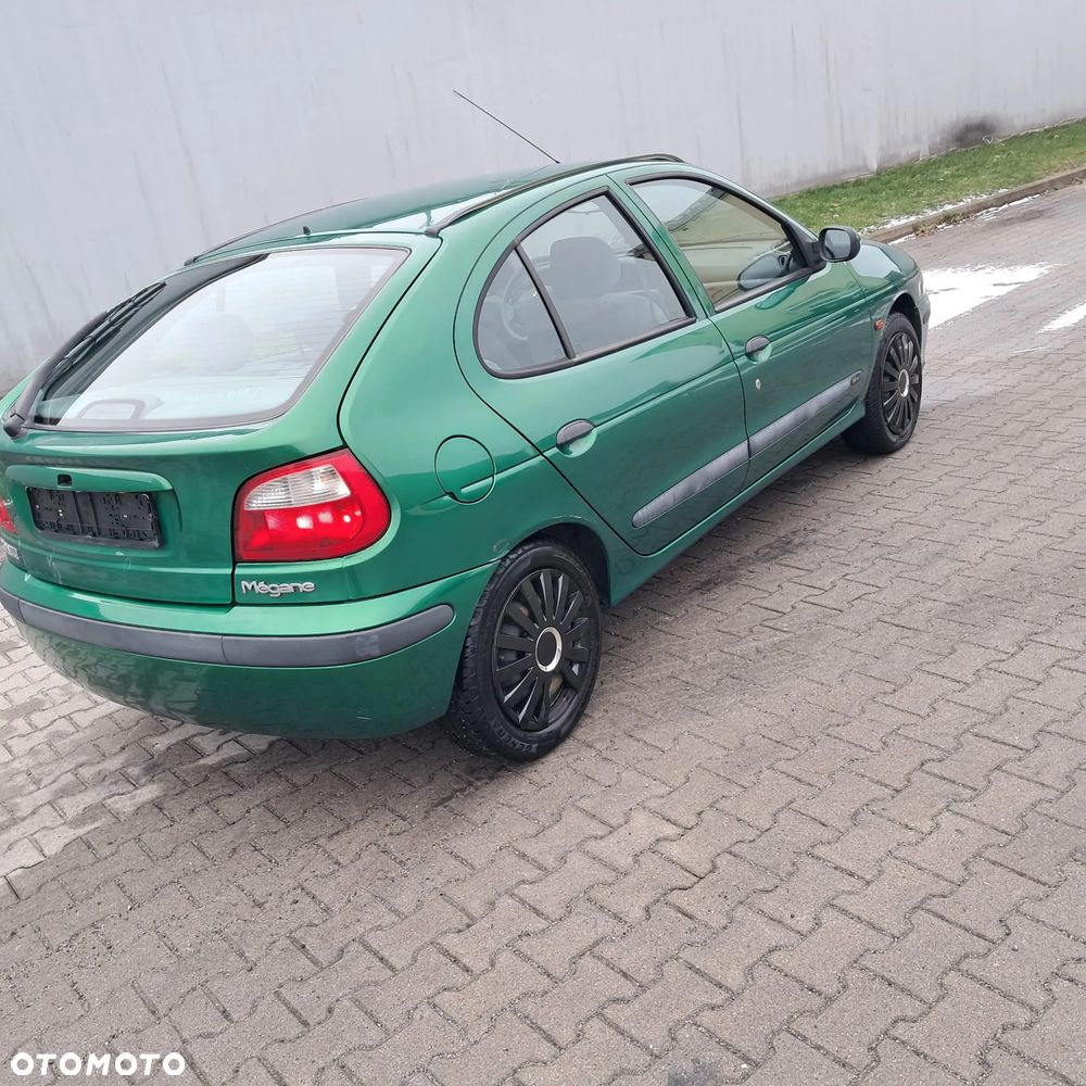 Renault Megane - 5