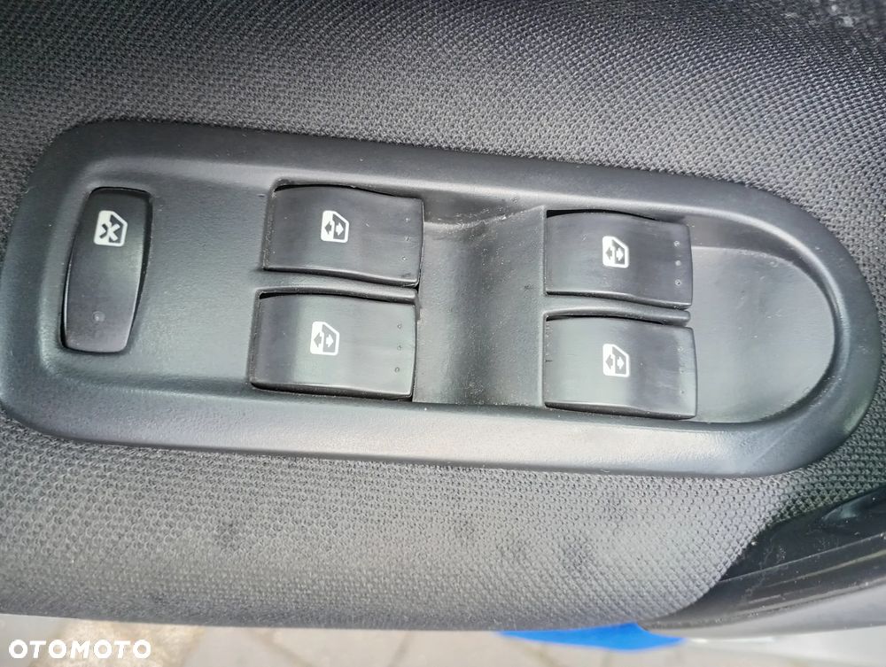 Renault Scenic 2.0 16V Expression - 12