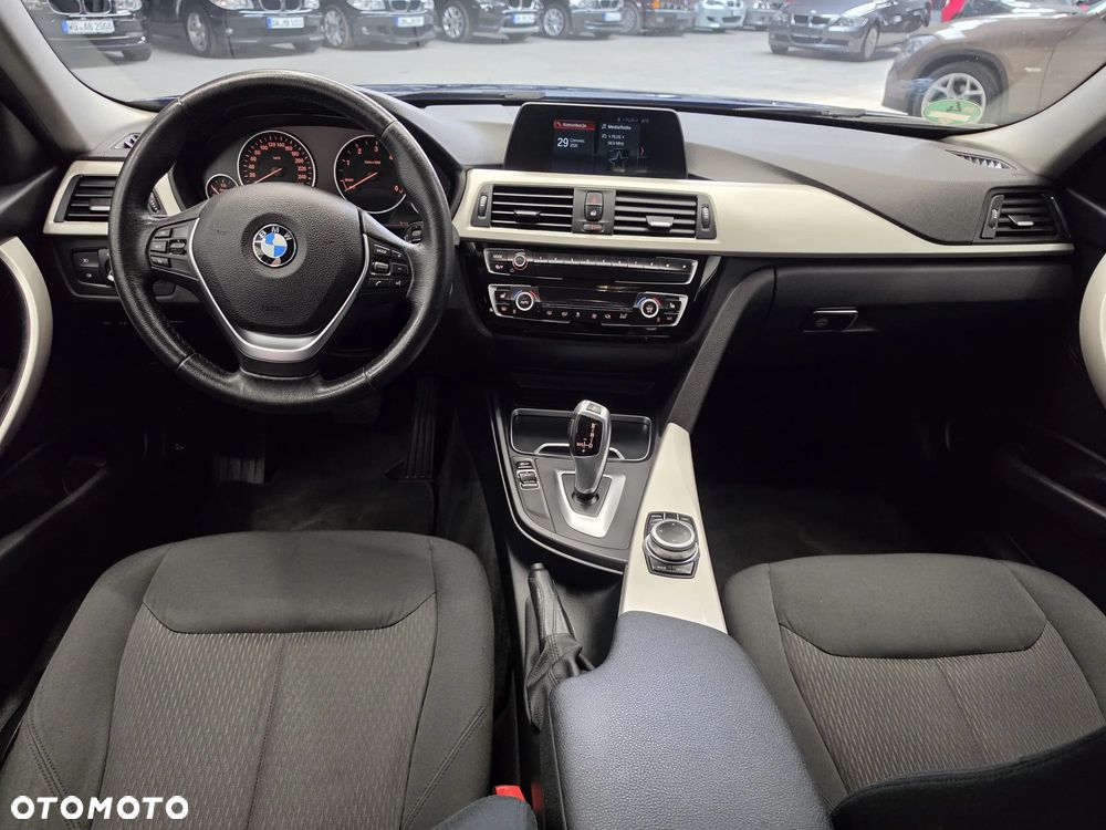 BMW Seria 3 318d Advantage - 35