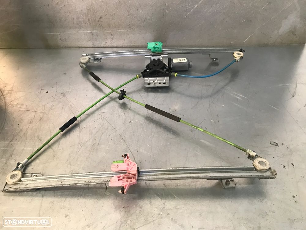 ELEVADOR DE VIDRO CITROEN JUMPY II / PEUGEOT EXPERT II / FIAT SCUDO // 06-14 - FRENTE DIREITO - 2
