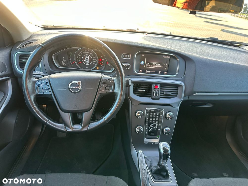 Volvo V40 D2 Drive-E Dynamic Edition - 10