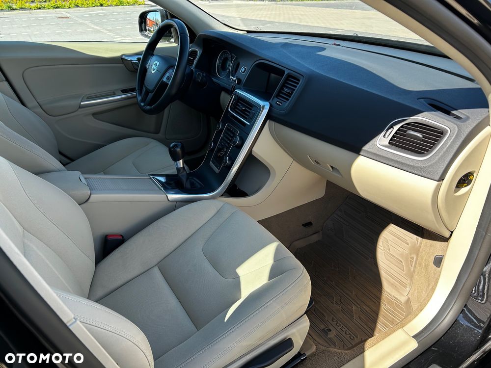 Volvo S60 D4 Kinetic - 6