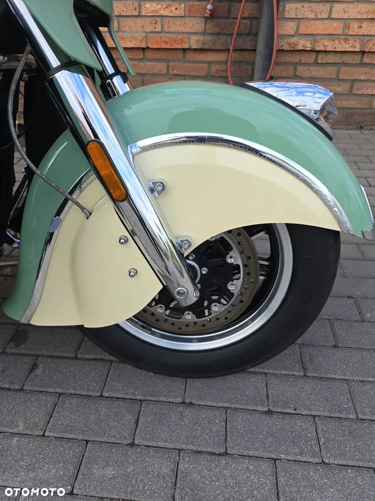 Indian Roadmaster - 7