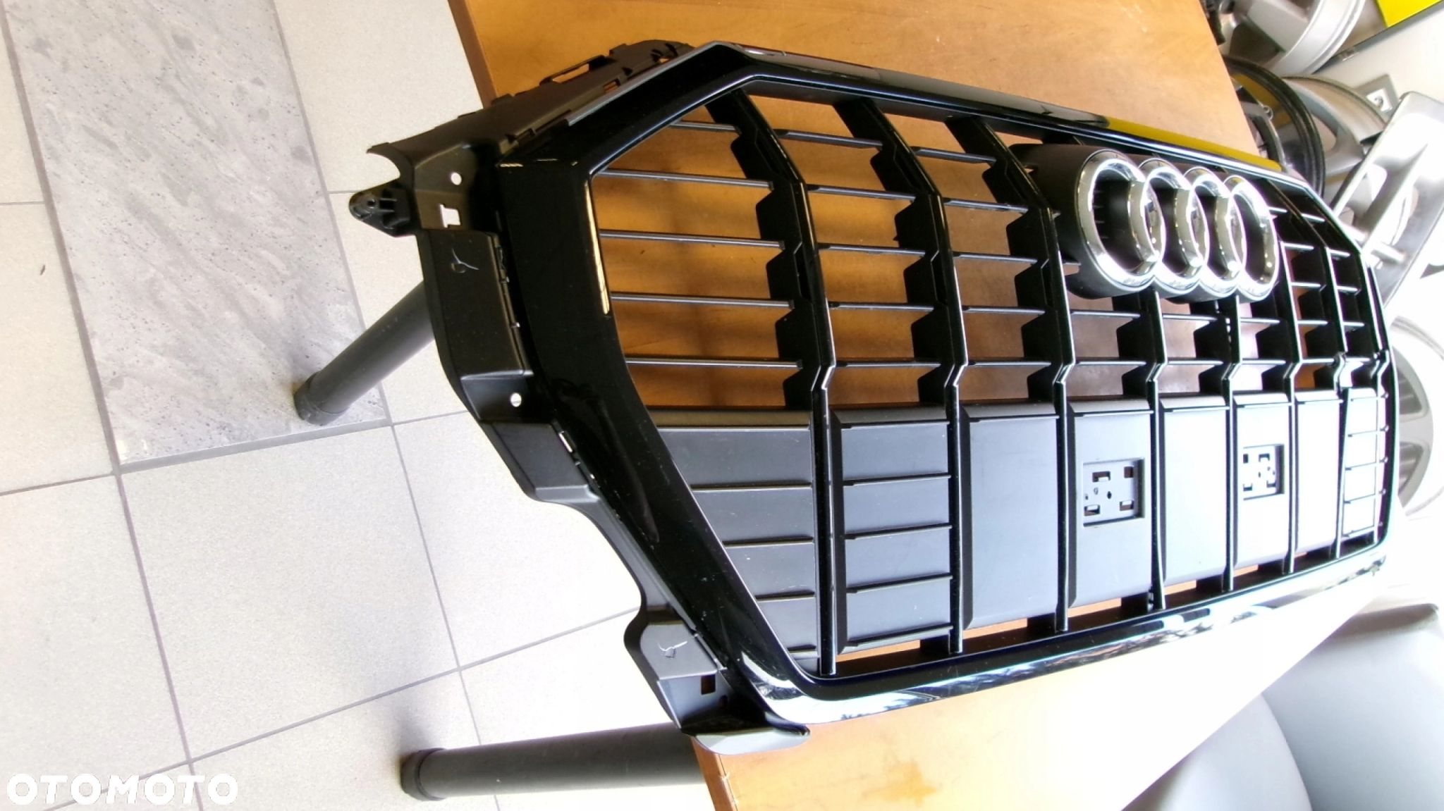 ATRAPA GRILL AUDI Q3 83A CZARNA BLACK S LINE - 4