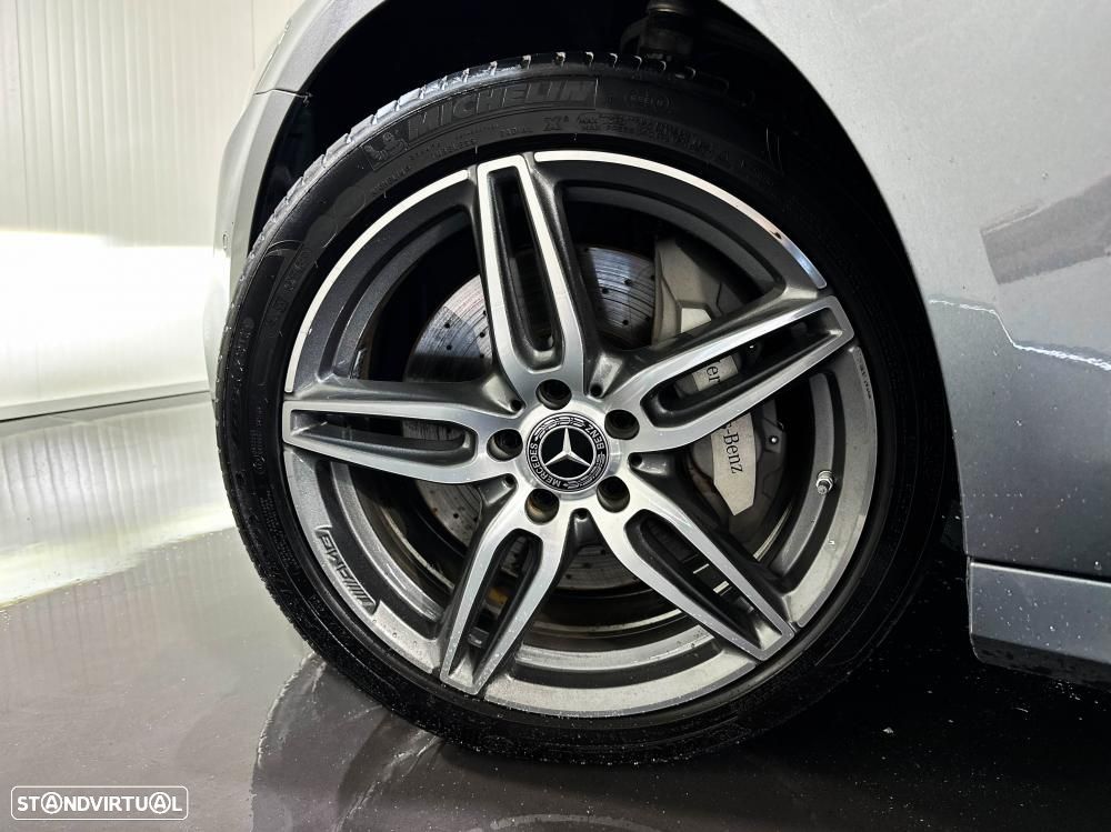 Mercedes-Benz E 350 e AMG - 57