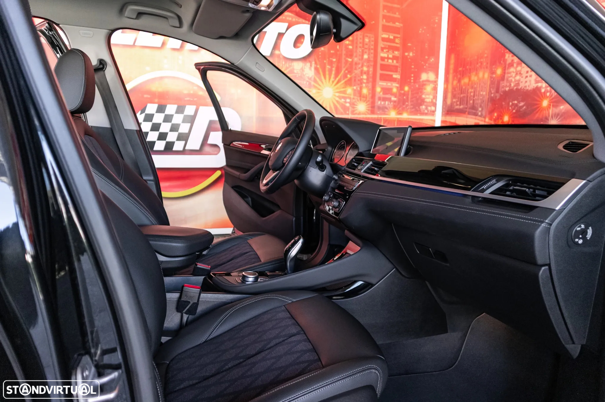 BMW X1 16 d sDrive xLine Auto - 26