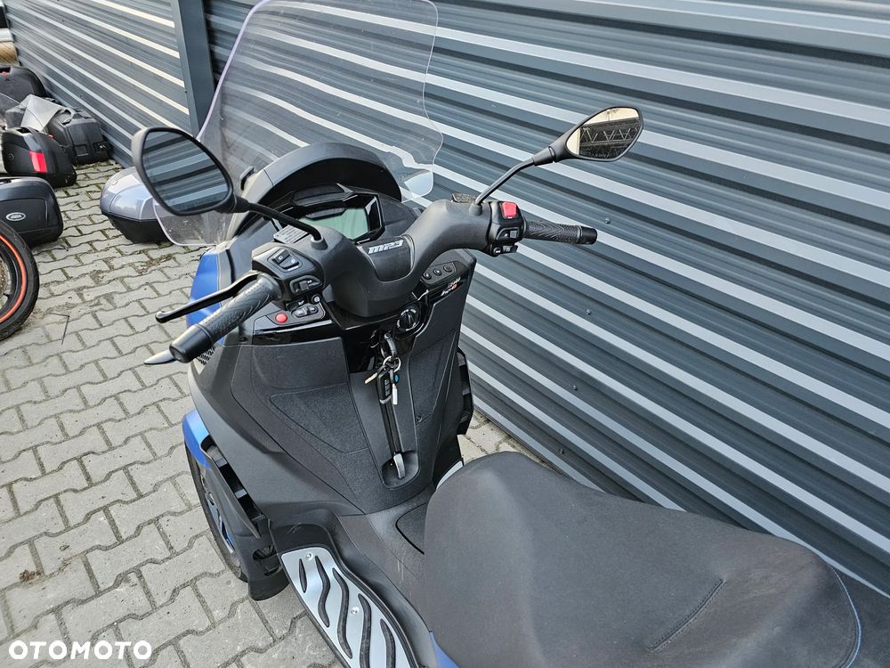 Piaggio MP-3 - 19