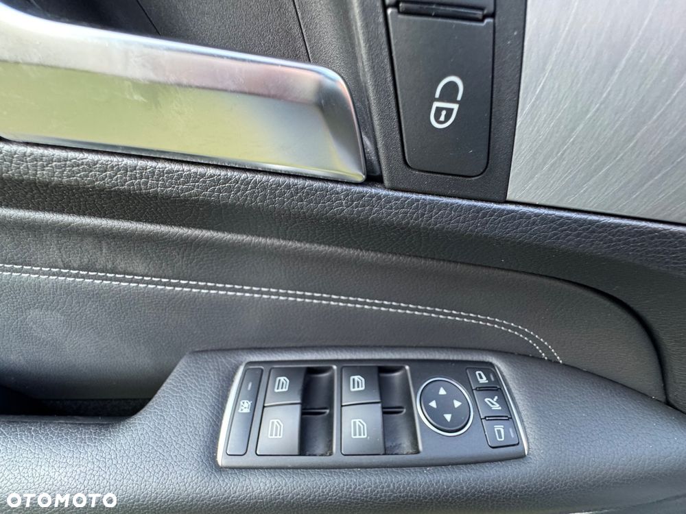 Mercedes-Benz Klasa E - 8