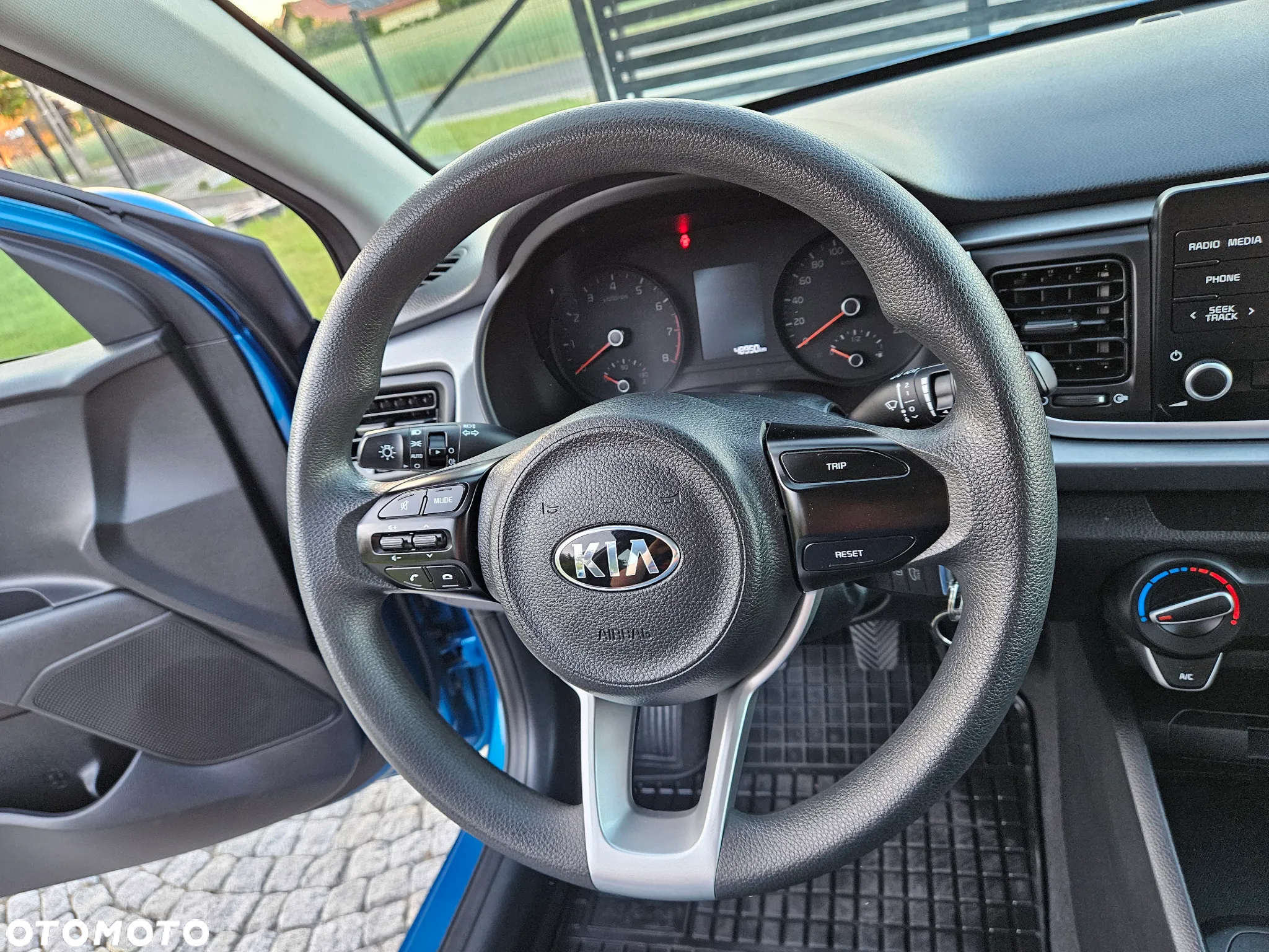 Kia Rio 1.2 M - 22