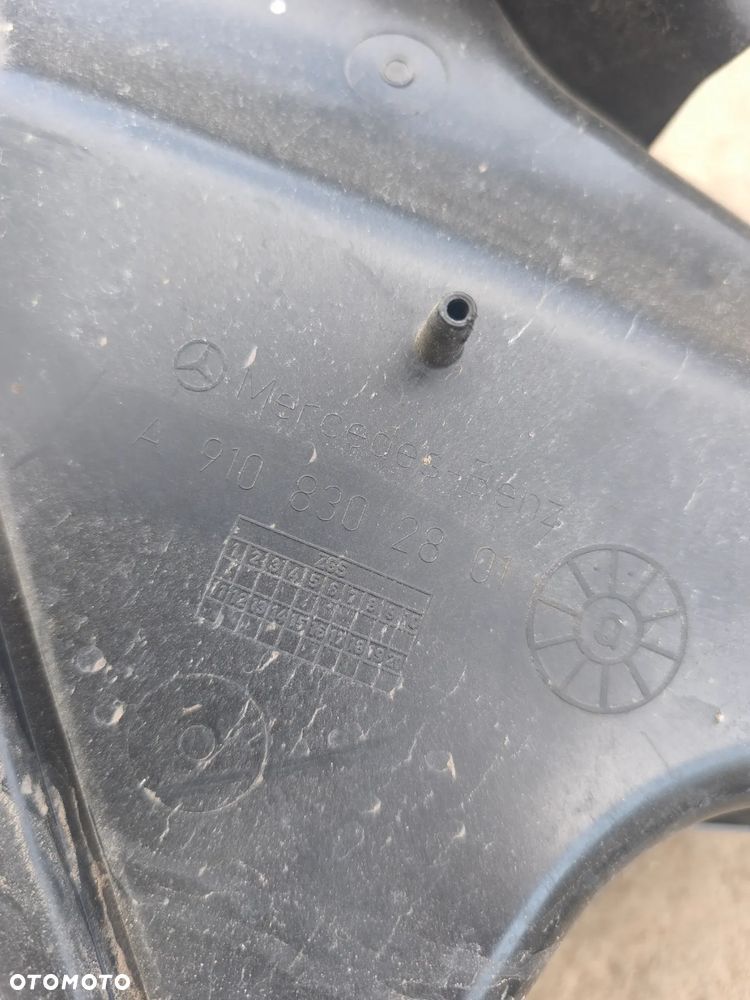 Łapacz powietrza dolot kominek Mercedes-Benz Sprinter w907 UK a9108302801 - 5