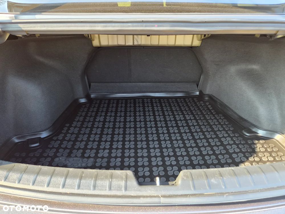 Hyundai i40 1.6 CRDi Business DCT - 6