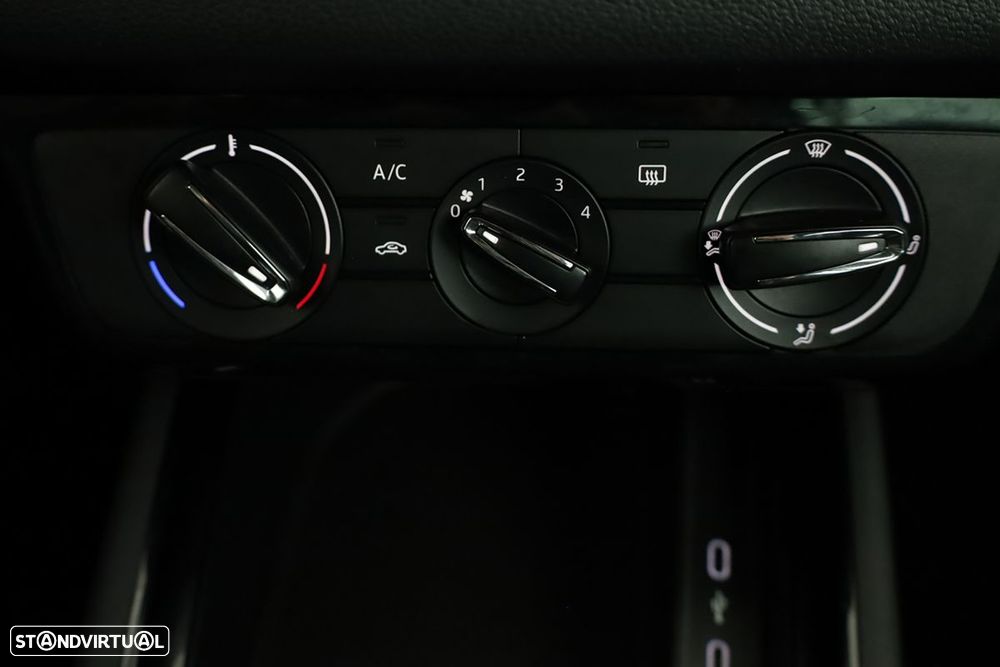 Skoda Kamiq 1.0 TSI DSG - 12