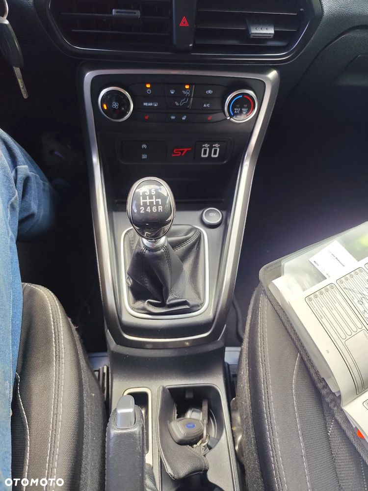 Ford EcoSport 1.0 EcoBoost ST-LINE - 16