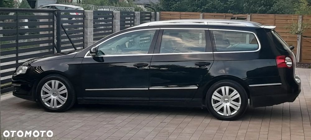 Volkswagen Passat 2.0 FSI Highline - 4