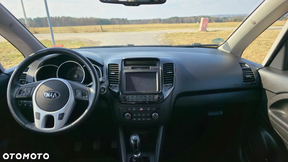 Kia Venga 1.6 CVVT ISG Dream Team Edition - 9