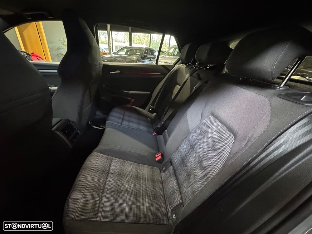 VW Golf 1.4 TSI GTE DSG - 19