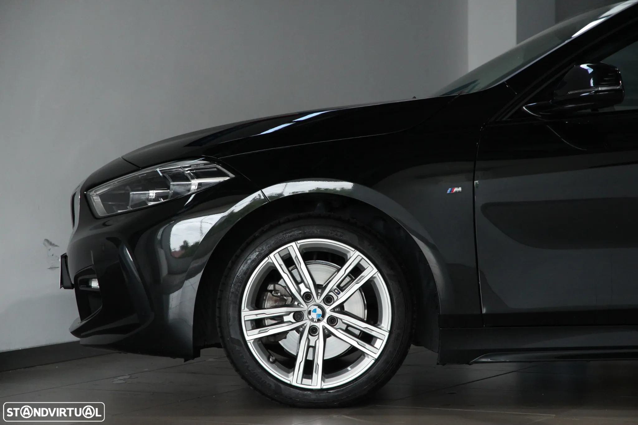 BMW 116 d Pack Desportivo M - 7