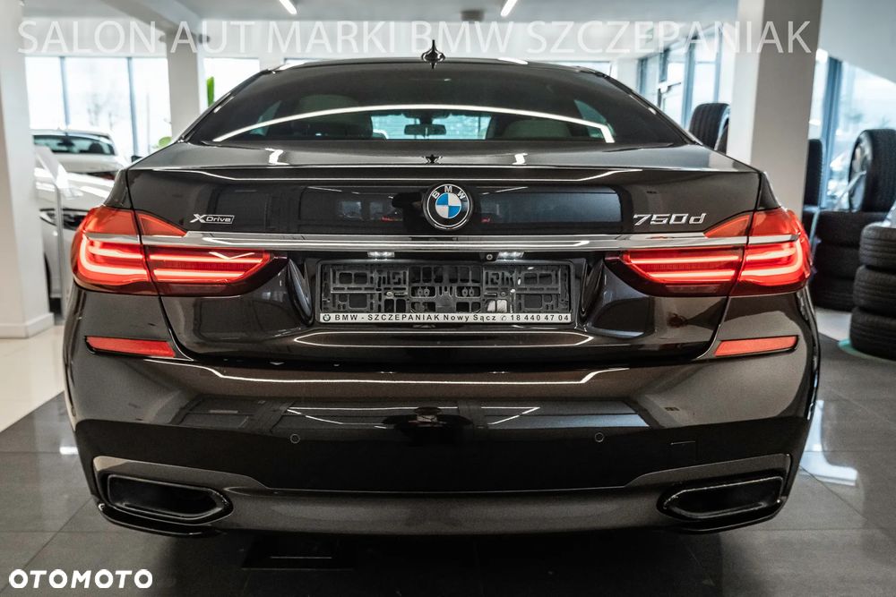 BMW Seria 7 750d xDrive - 11