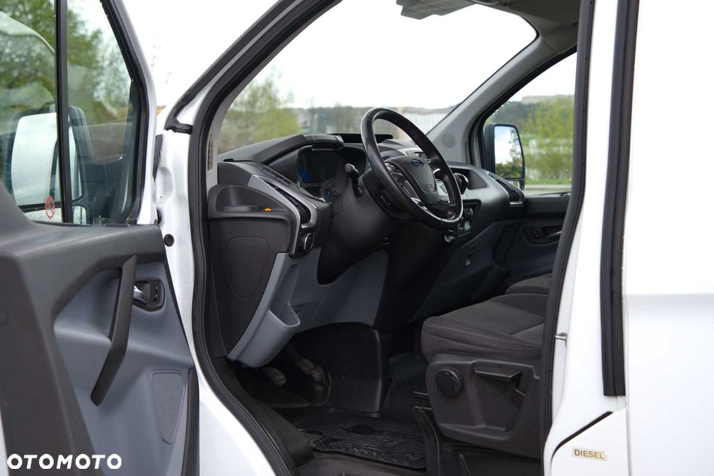 Ford Transit Custom L2H2 - 17