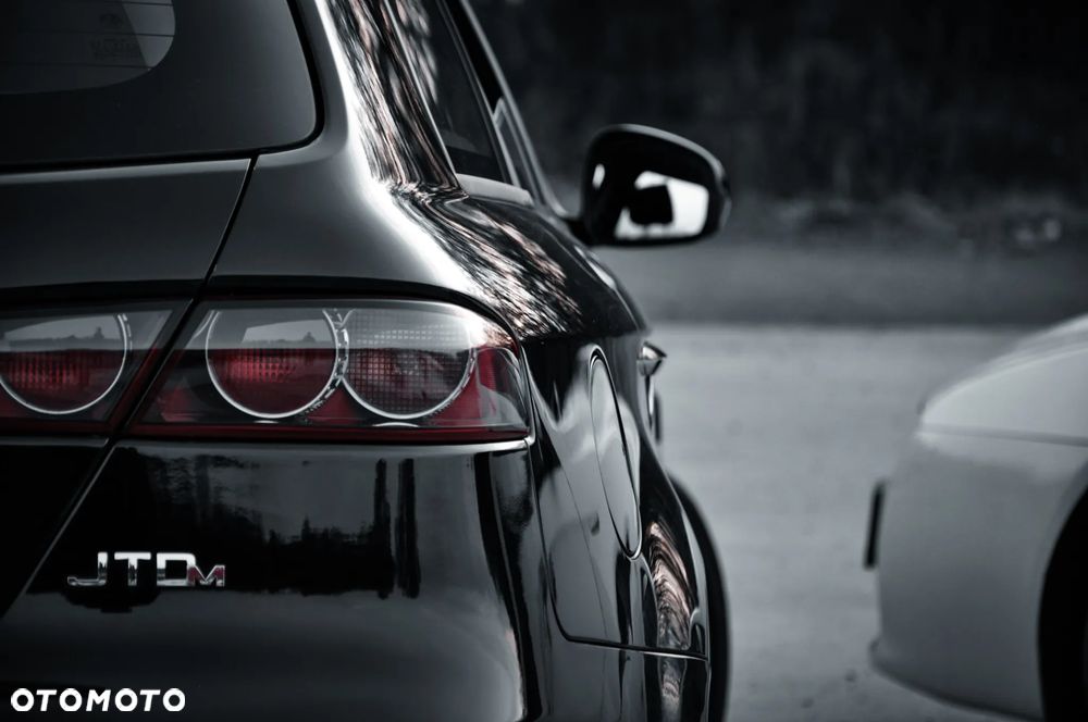 Alfa Romeo 159 Sportwagon 2.4JTDM Q4 Distinctive - 5