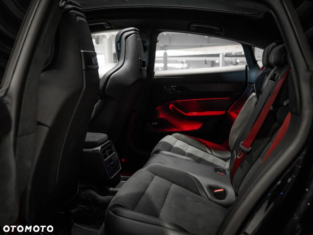 Porsche Taycan 105kWh GTS - 23