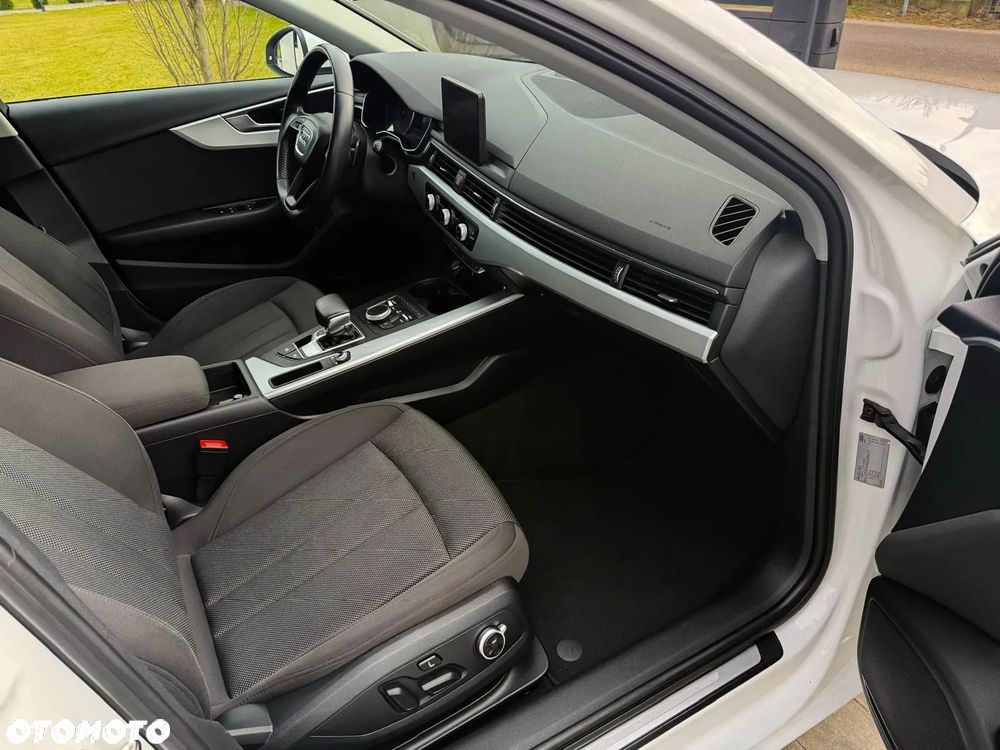 Audi A4 Avant - 23