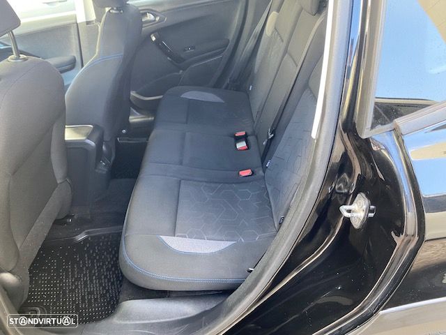 Peugeot 2008 1.2 PureTech Style - 7