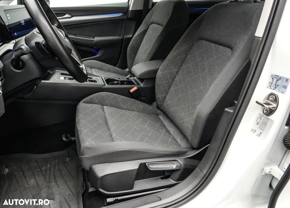 Volkswagen Golf 1.5 eTSI MHEV 150CP DSG Style - 14