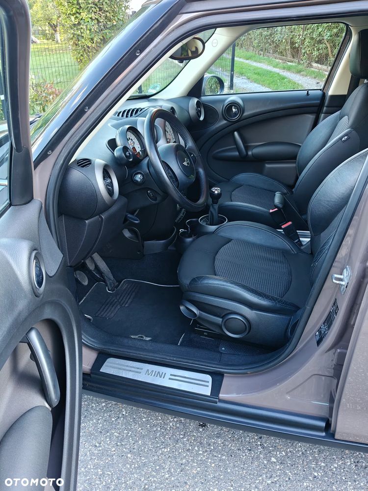 MINI Countryman One D - 8