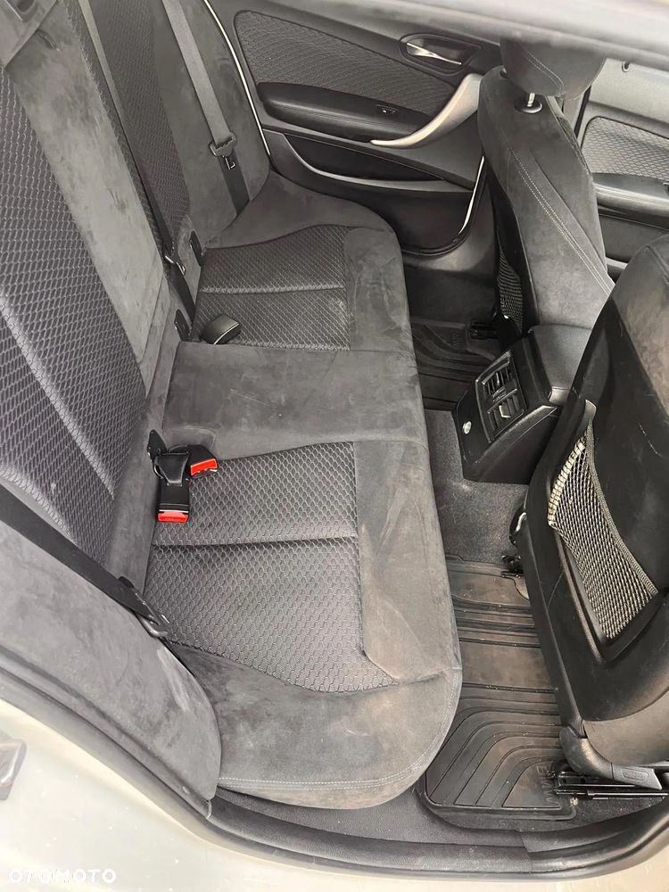 BMW Seria 1 120i M Sport - 22