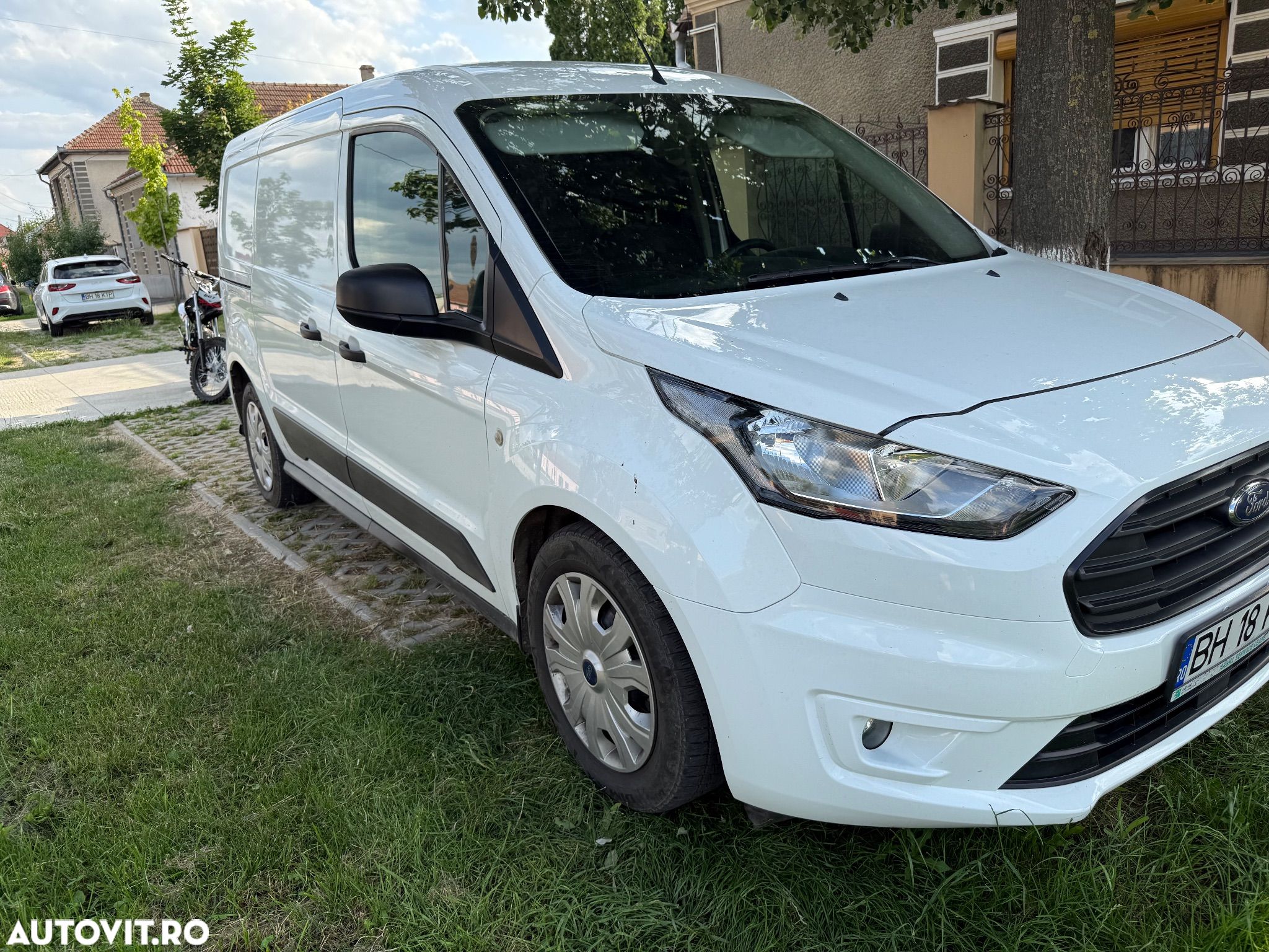 Ford Transit Connect - 1