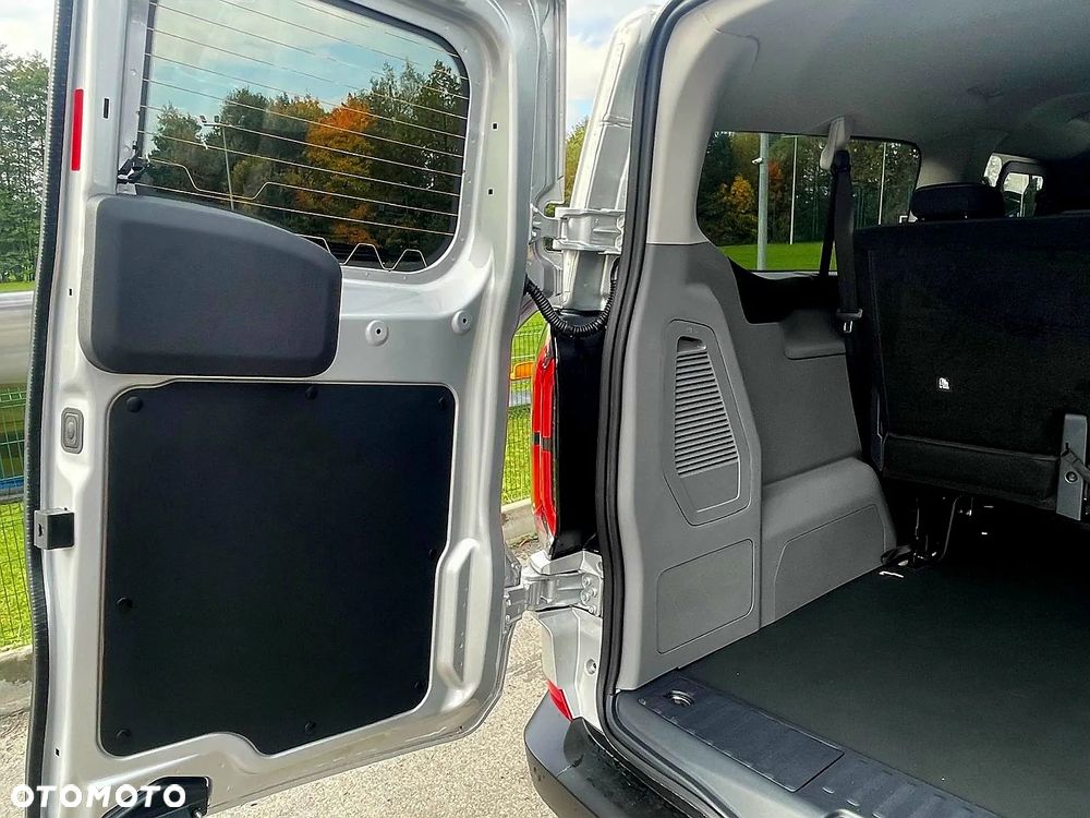 Ford Transit Custom - 11